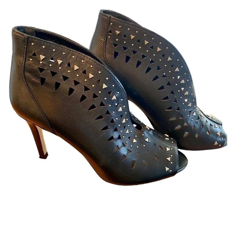 Vince Camuto Peep Toe Leather Ankle Booties Black 6M